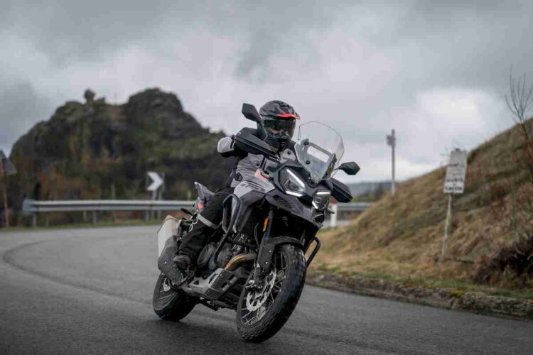 Prueba / Morbidelli T1002VX / ¡El maxi-trail que promete hacer historia!