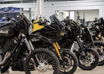 Buell presenta diferentes variantes de su Super Cruiser