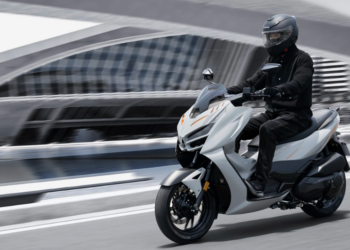 Zontes ZT368 D: Un scooter preparado para las curvas