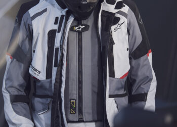 España: Airbag obligatorio en el carnet de moto desde julio