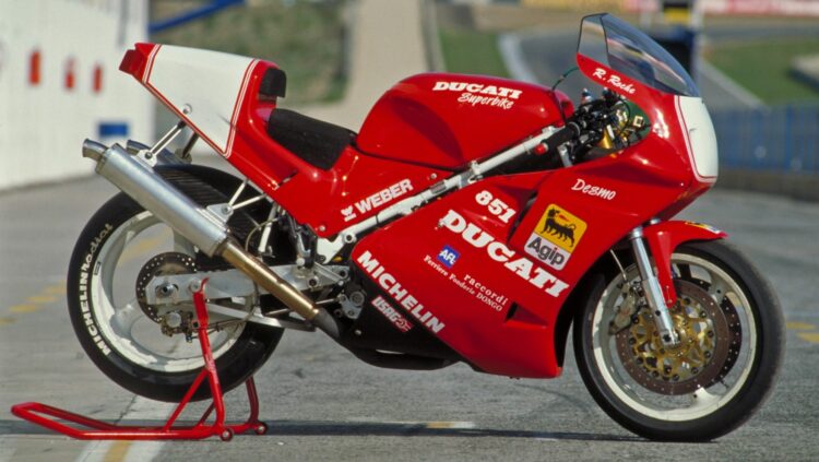 La legendaria 851 Superbike: la madre de todas las Ducati modernas