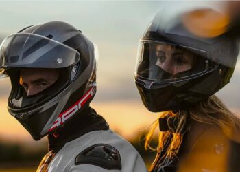 ¿En un casco, qué pantalla es la más recomendable?