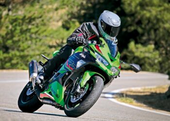 Prueba / Kawasaki ZX-4RR / Espíritu libre