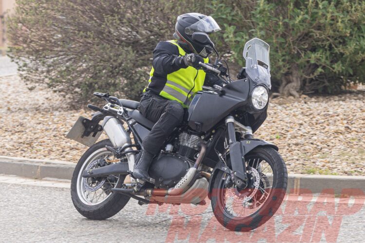 Fotos espía e información de la Royal Enfield Himalayan 750
