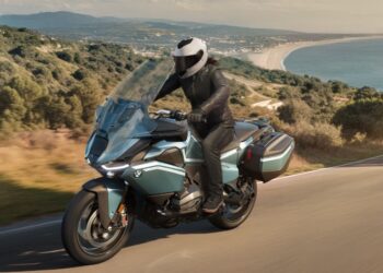 BMW R 1300 RT: Ahora más ligera, más dinámica y más tecnológica