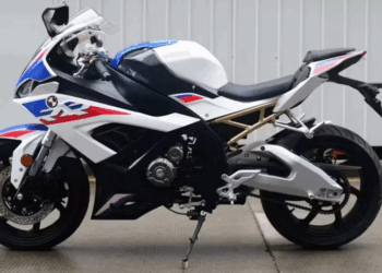 Clon chino descarado de la BMW S 1000 RR