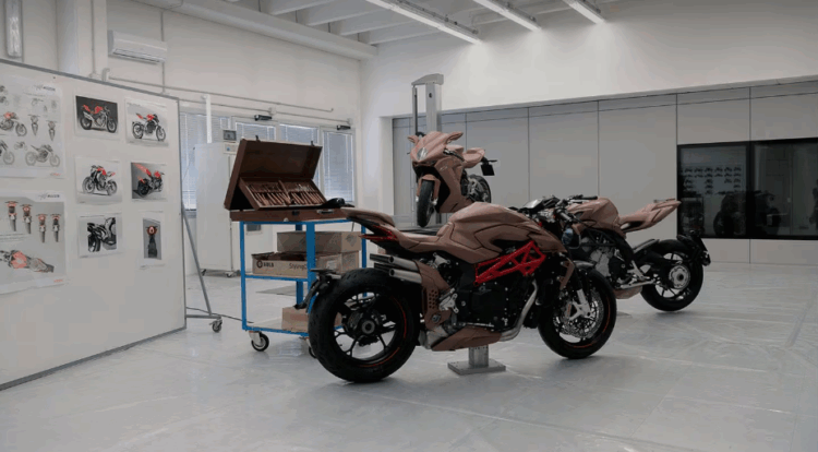 MV Agusta traslada el CRC de San Marino a Varese