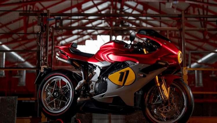 MV Agusta Superveloce 1000 AGO | Un homenaje a la leyenda