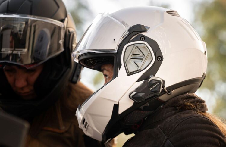 Nuevos intercoms Midland: No limits, just the road