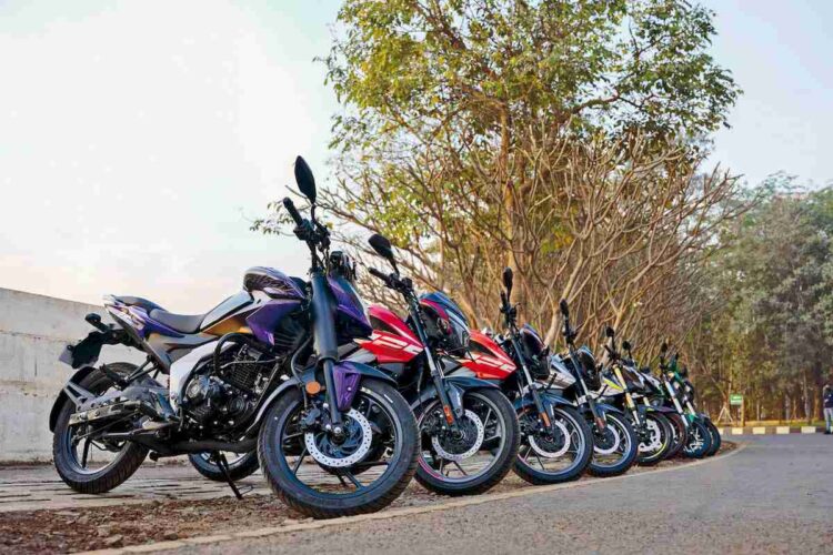 Visita a la fábrica Bajaj | Innovación y eficiencia