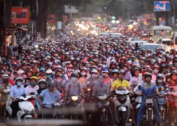 Gobierno vietnamita planea prohibir motocicletas de gasolina