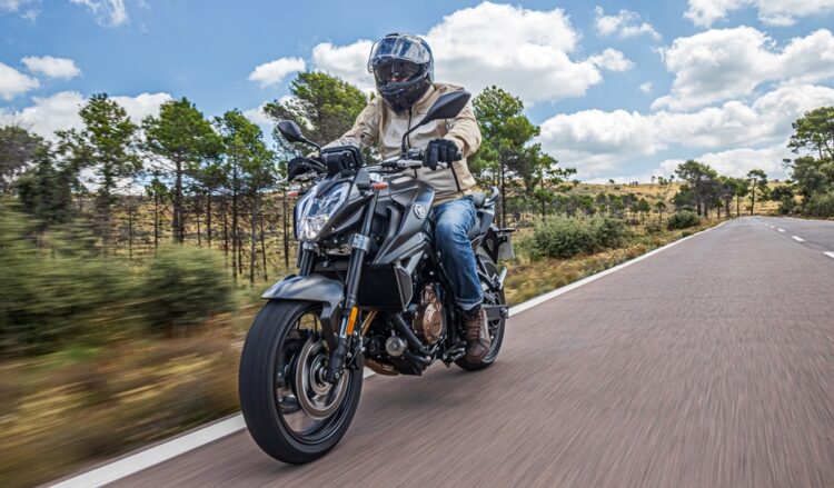 Voge 625R: La naked de media cilindrada con alma deportiva