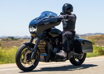 Supermoto | Indian Chieftain PowerPlus por Jeremy «Twitch» Stenberg