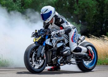 BMW R 1300 R “TITAN”: ¡Una felina lista para atacar!
